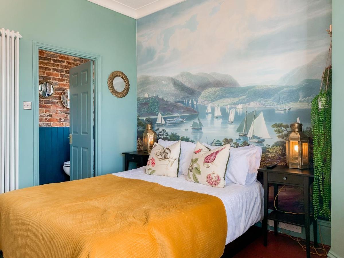 Bed and Breakfast The Townhouse 101 Сэнддаун Экстерьер фото